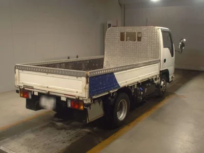 Isuzu ELF  с аукциона в Японии