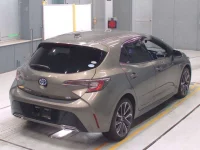 Toyota COROLLA SPORT лот № 30096 оценка 4  с аукциона в Японии 1