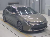 Toyota COROLLA SPORT лот № 30096 оценка 4  с аукциона в Японии 4