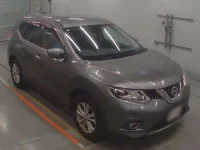 Nissan X-TRAIL лот № 30024 оценка 4  с аукциона в Японии 4