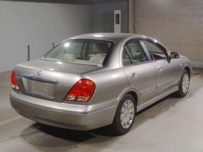 Nissan SYLPHY  с аукциона в Японии