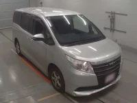 Toyota NOAH лот № 30026 оценка R  с аукциона в Японии 4