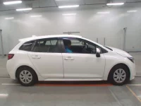 Toyota COROLLA TOURING лот № 90074 оценка 3.5  с аукциона в Японии 2