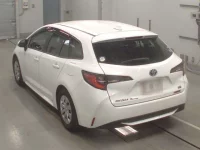 Toyota COROLLA TOURING лот № 90074 оценка 3.5  с аукциона в Японии 5