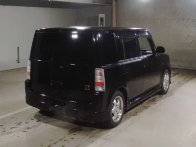 Toyota BB  с аукциона в Японии