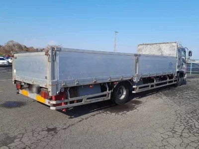 Isuzu FORWARD  с аукциона в Японии