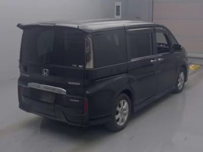 Honda STEP WAGON  с аукциона в Японии