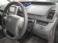 Toyota VOXY лот № 30035 оценка R  с аукциона в Японии 6