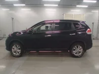 Nissan X-TRAIL лот № 30034 оценка 3.5  с аукциона в Японии 3