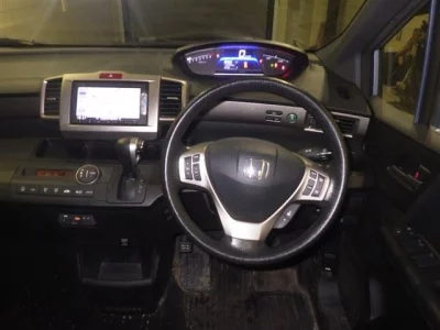 Honda FREED  с аукциона в Японии