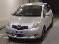 Toyota VITZ лот № 5061 оценка 3  с аукциона в Японии 4