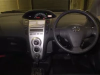 Toyota VITZ лот № 5061 оценка 3  с аукциона в Японии 2