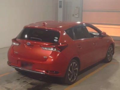 Toyota AURIS  с аукциона в Японии