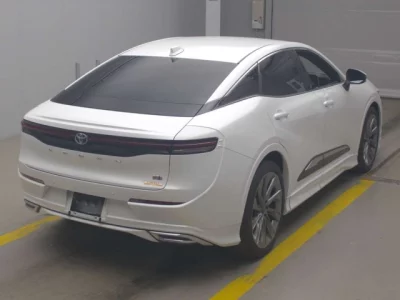 Toyota CROWN CROSSOVER