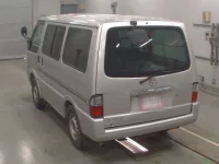 Mazda BONGO VAN лот № 10362 оценка RA  с аукциона в Японии 5