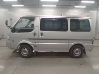 Mazda BONGO VAN лот № 10362 оценка RA  с аукциона в Японии 3