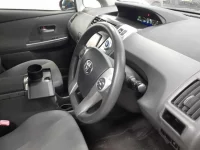 Toyota PRIUS ALPHA лот № 30043 оценка 3.5  с аукциона в Японии 6