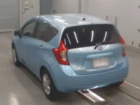 Nissan NOTE лот № 30045 оценка 3  с аукциона в Японии 5