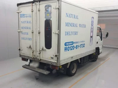 Isuzu ELF  с аукциона в Японии