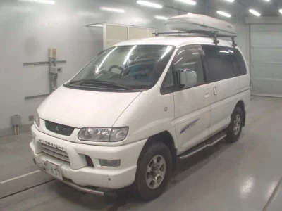 Mitsubishi DELICA