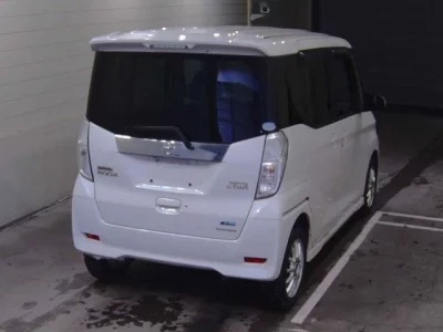 Nissan DAYZ ROOX  с аукциона в Японии