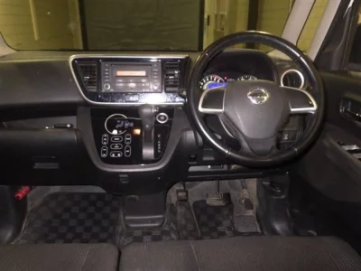 Nissan DAYZ ROOX  с аукциона в Японии