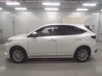 Toyota HARRIER лот № 30053 оценка R  с аукциона в Японии 3