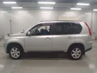 Nissan X-TRAIL лот № 30058 оценка 3.5  с аукциона в Японии 3