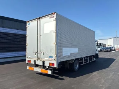 Isuzu FORWARD  с аукциона в Японии