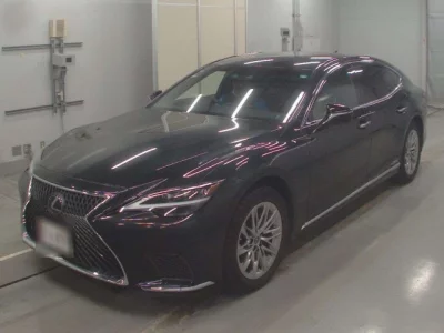 Lexus LS  с аукциона в Японии