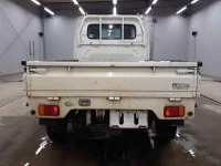 Suzuki CARRY TRUCK лот № 5172 оценка 3  с аукциона в Японии 8