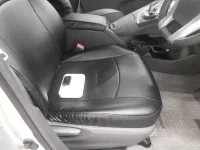 Toyota PRIUS лот № 30063 оценка 4  с аукциона в Японии 7