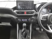 Toyota RAIZE лот № 30065 оценка R  с аукциона в Японии 8