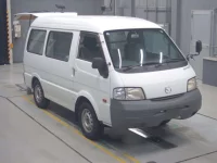 Mazda BONGO VAN лот № 30138 оценка 3.5  с аукциона в Японии 4