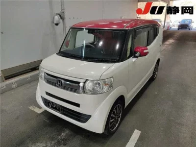 Honda N BOX SLASH