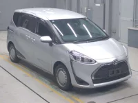 Toyota SIENTA лот № 30142 оценка 3.5  с аукциона в Японии 4