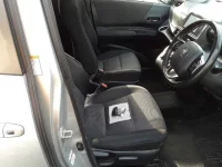 Toyota SIENTA лот № 30142 оценка 3.5  с аукциона в Японии 7