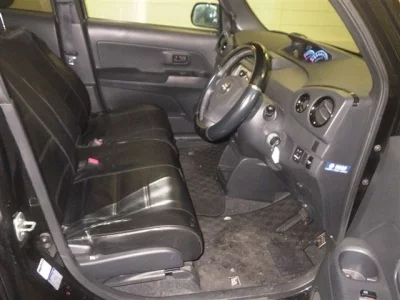 Toyota BB  с аукциона в Японии