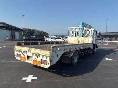 Isuzu FORWARD  с аукциона в Японии