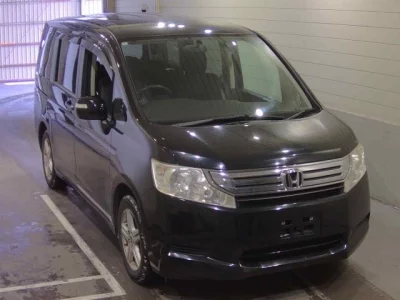 Honda STEP WAGON  с аукциона в Японии