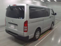 Toyota HIACE VAN лот № 30071 оценка 3.5  с аукциона в Японии 1