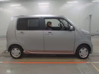 Honda N WGN лот № 26 оценка R  с аукциона в Японии 2