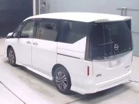 Nissan SERENA лот № 30146 оценка 5  с аукциона в Японии 5