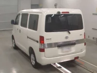 Toyota TOWN ACE VAN лот № 30086 оценка 3.5  с аукциона в Японии 5