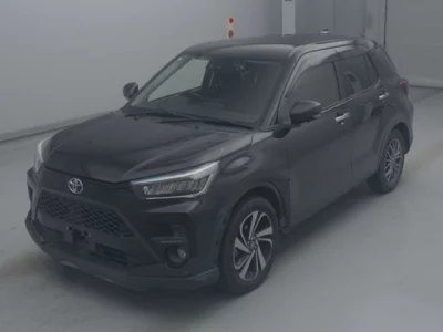 Toyota RAIZE  с аукциона в Японии