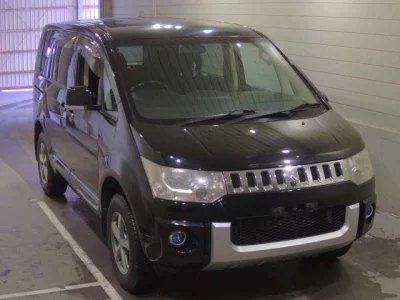 Mitsubishi DELICA D5  с аукциона в Японии