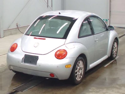 Volkswagen NEW BEETLE