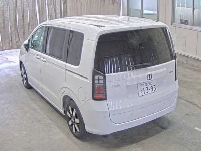 Honda FREED  с аукциона в Японии