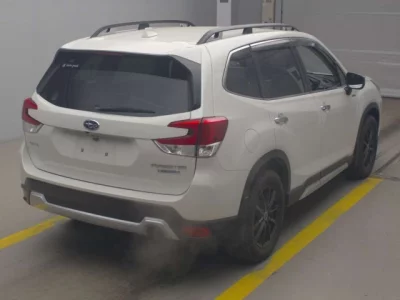 Subaru FORESTER  с аукциона в Японии