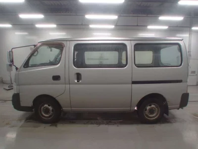 Nissan CARAVAN VAN  с аукциона в Японии